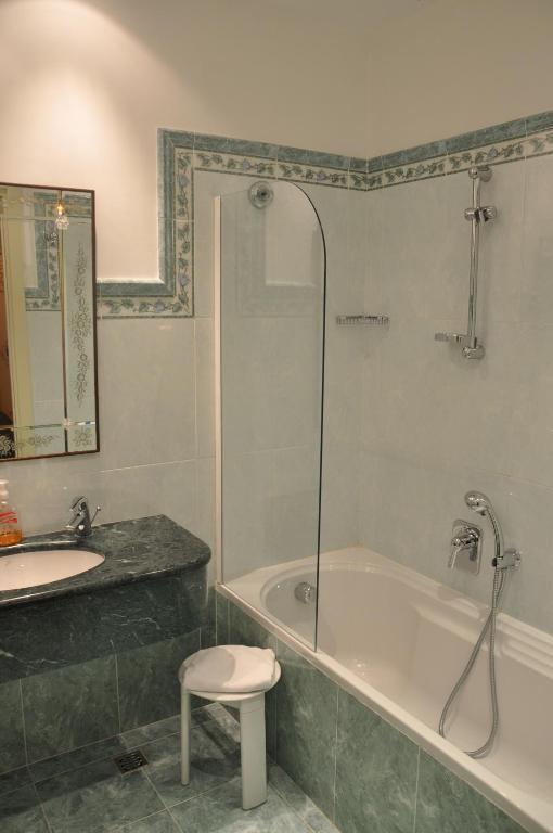 Hotel San Luca Venezia Стая снимка