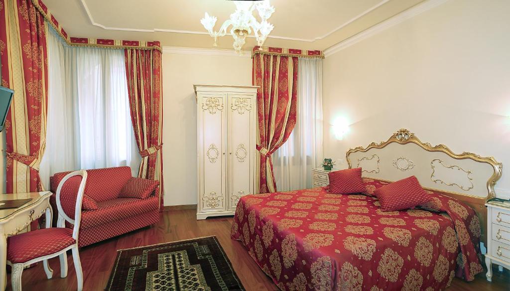 Hotel San Luca Venezia Стая снимка